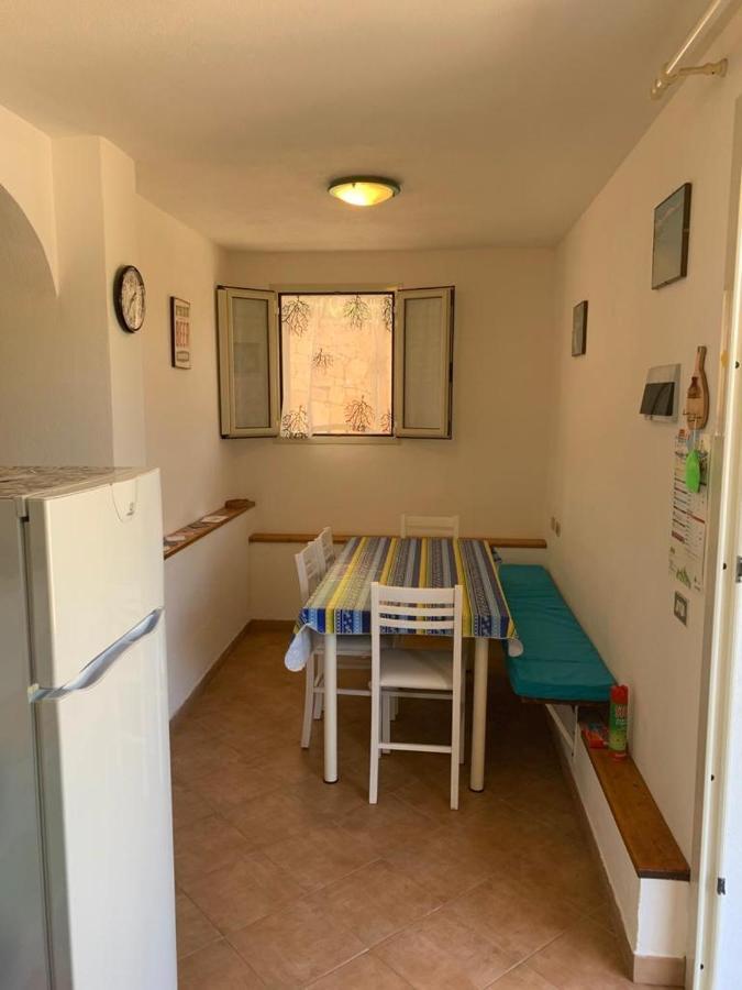 Appartamenti Le Primule Golfo Aranci Exterior photo