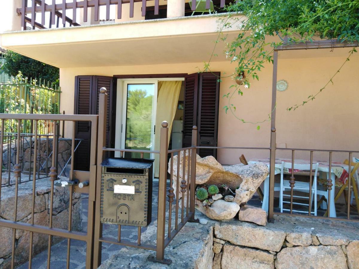Appartamenti Le Primule Golfo Aranci Exterior photo